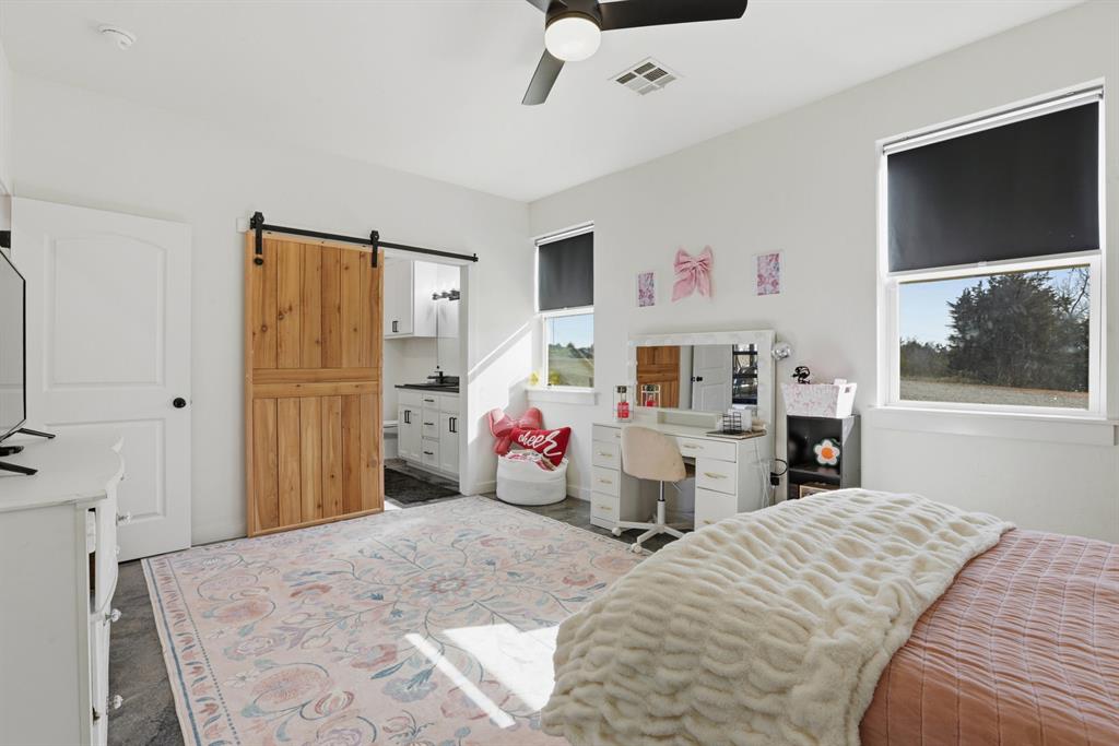 17860 Highway 105 Property Photo 28
