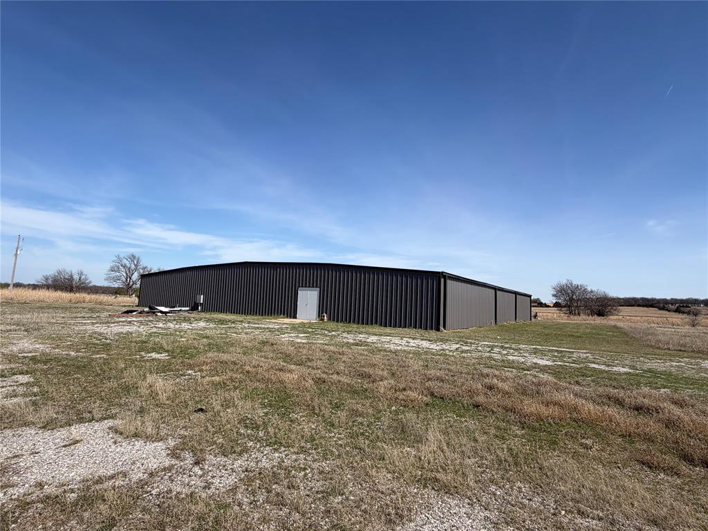 980580 S Highway 99 Road Property Photo 6