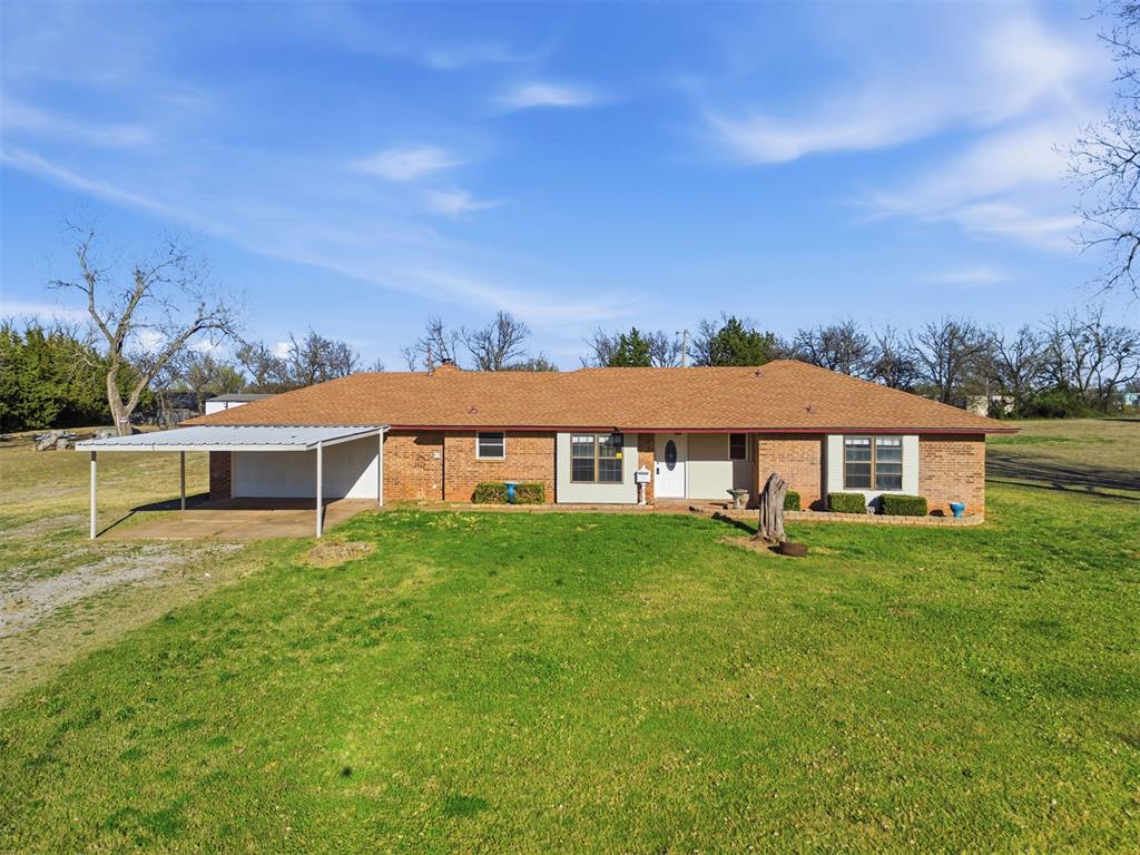 895 Quail Creek Drive Property Photo 2