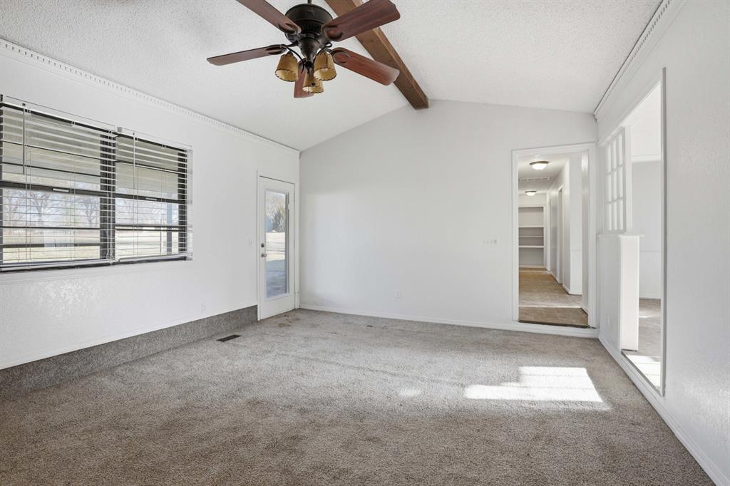 895 Quail Creek Drive Property Photo 14