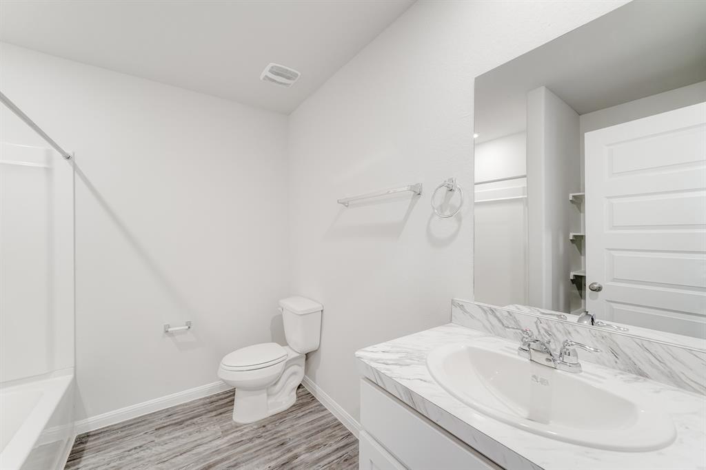 3904 Northridge Road Property Photo 9