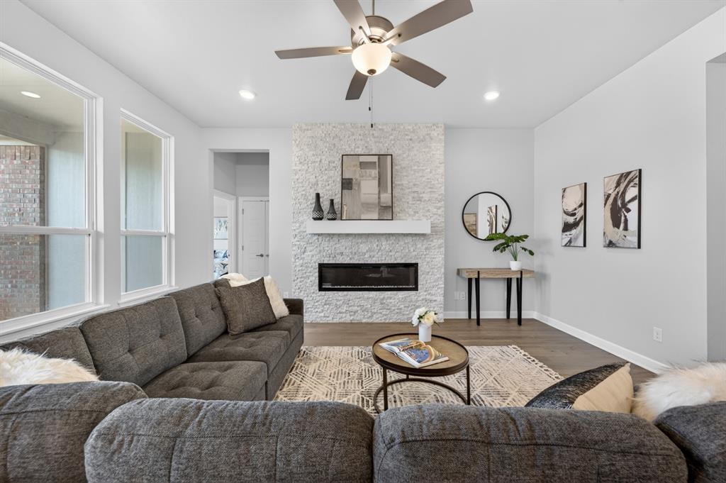 18009 Marea Drive Property Photo 6