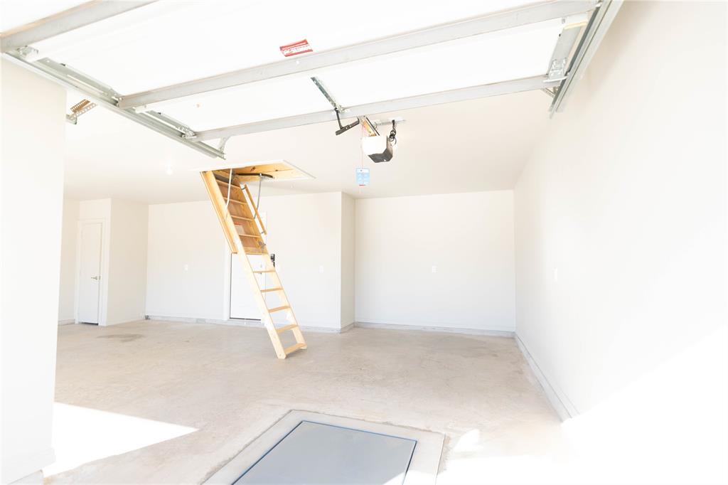 12517 Velvet Ash Avenue Property Photo 33