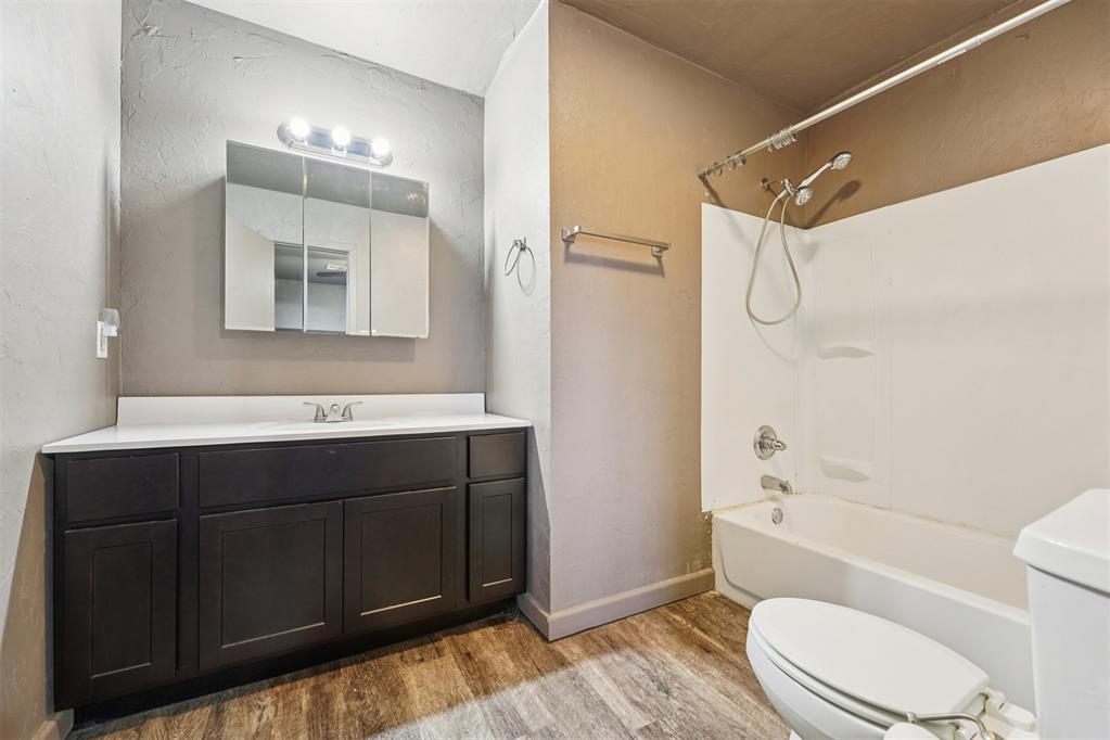 2400 County Road 1216 Property Photo 16