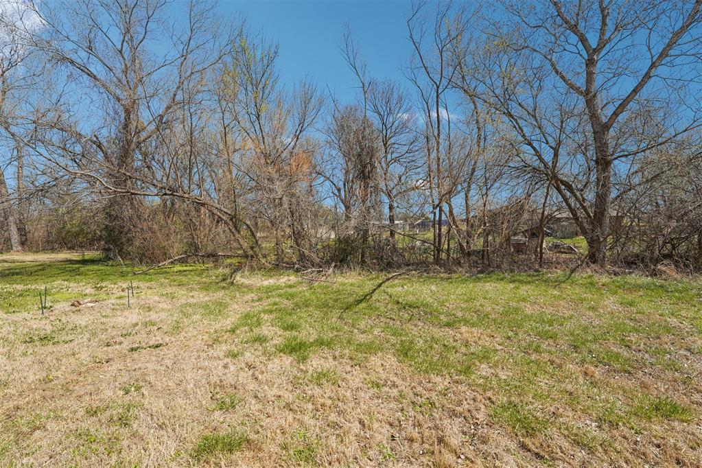 2400 County Road 1216 Property Photo 18