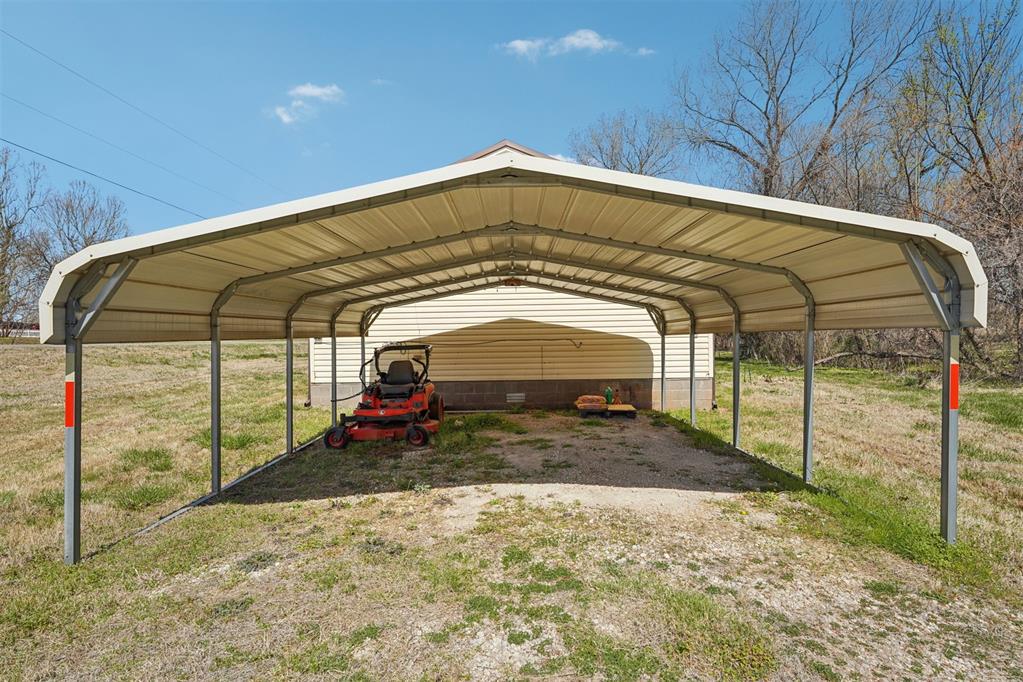 2400 County Road 1216 Property Photo 20
