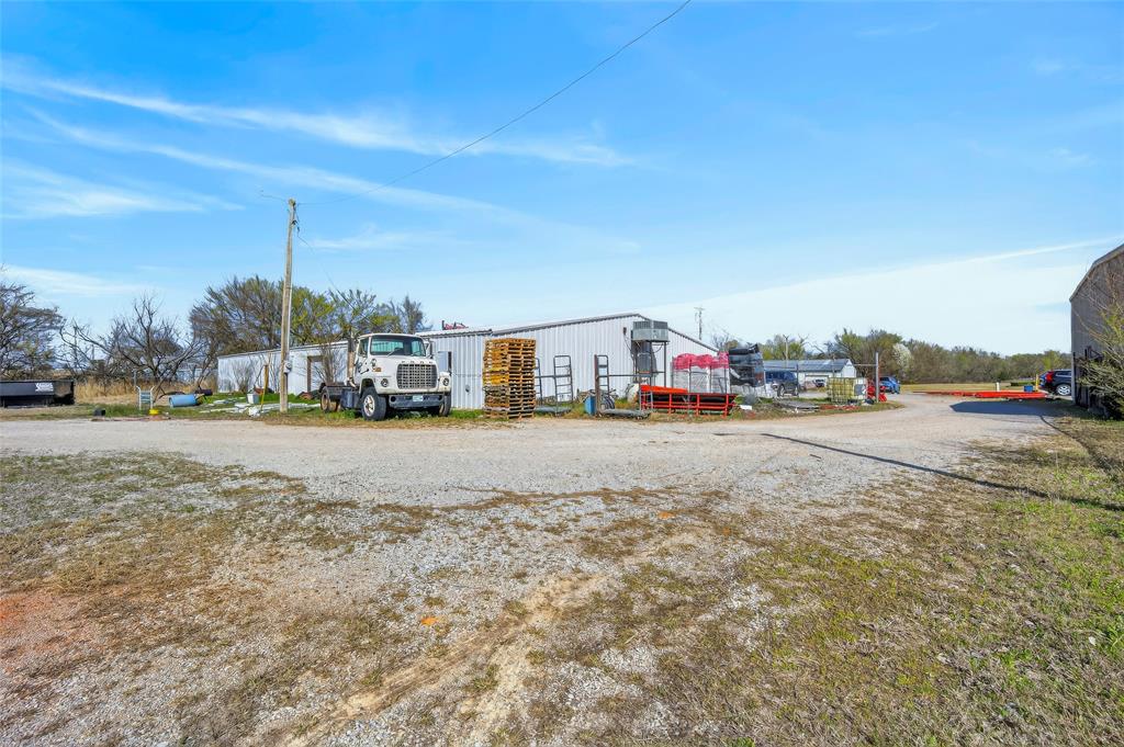 1505 N Main Street Property Photo 33