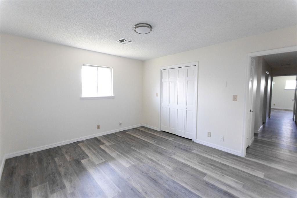 4002 N Chapman Avenue Property Photo 13