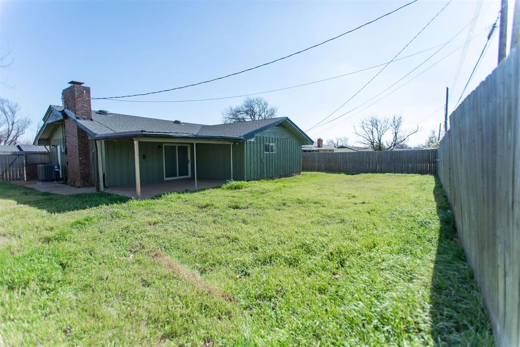 4002 N Chapman Avenue Property Photo 18