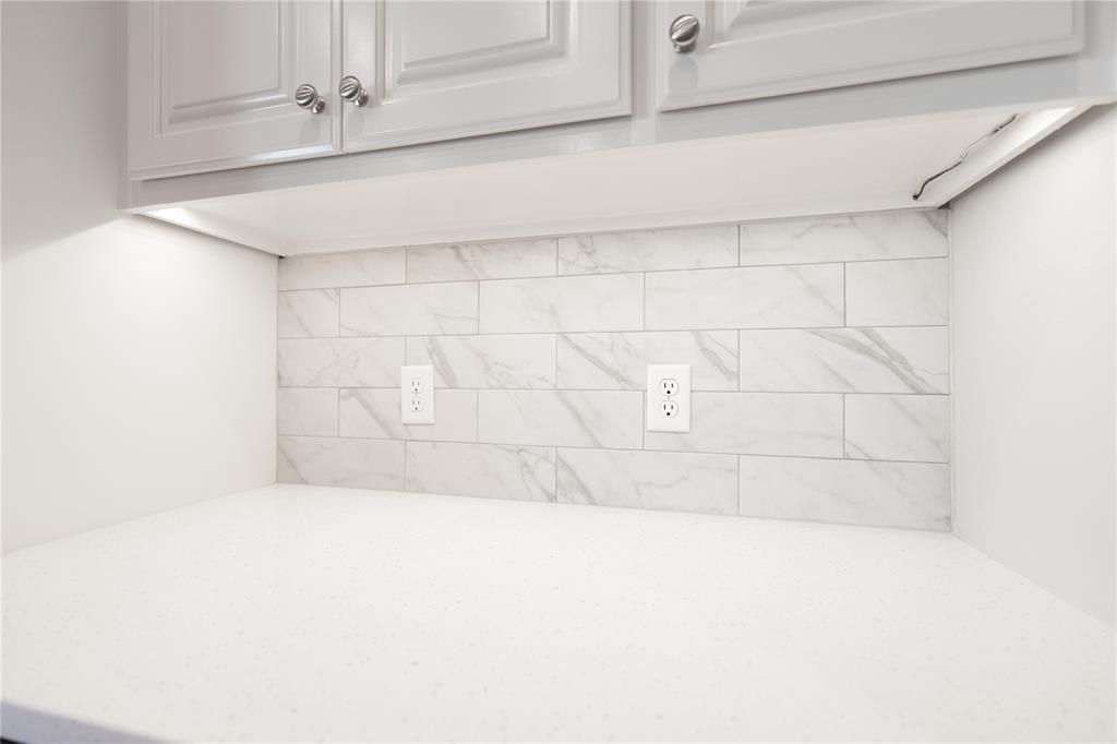 12380 Sedge Lane Property Photo 7