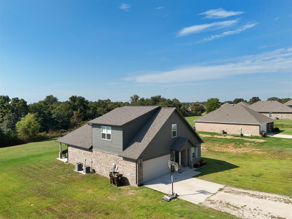 29273 Spur Circle Property Photo 2