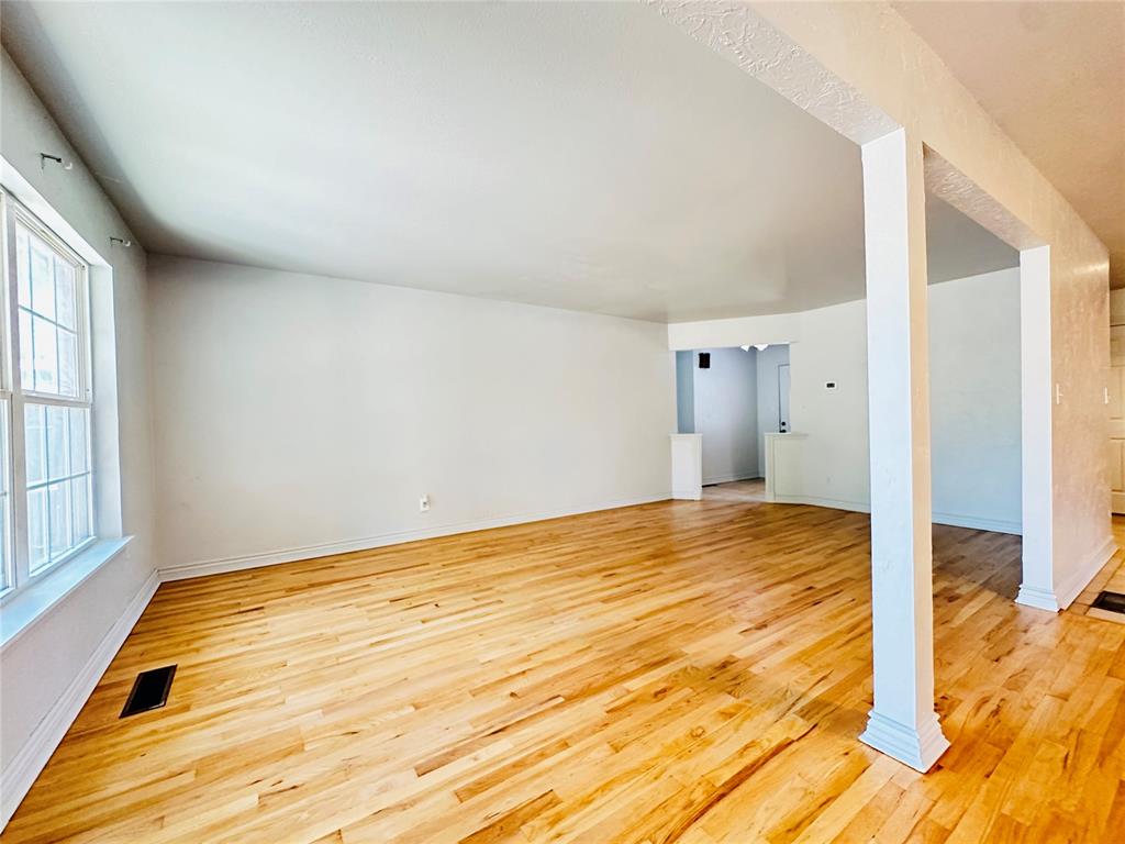 6112 N Quapah Avenue Property Photo 4