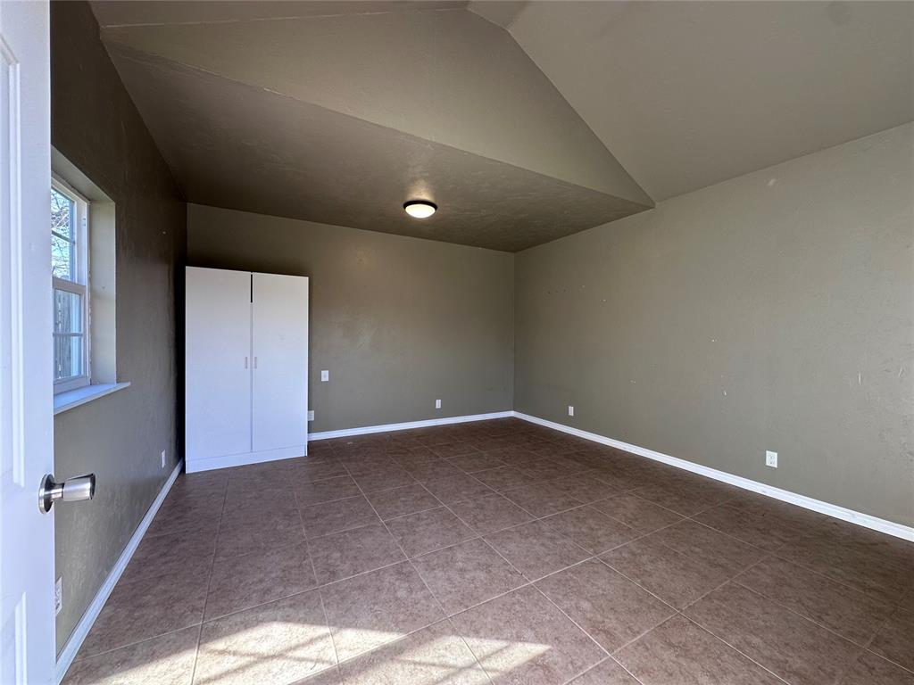 6112 N Quapah Avenue Property Photo 17