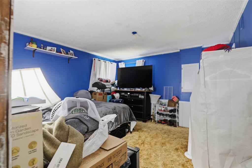 915 Asp Property Photo 19