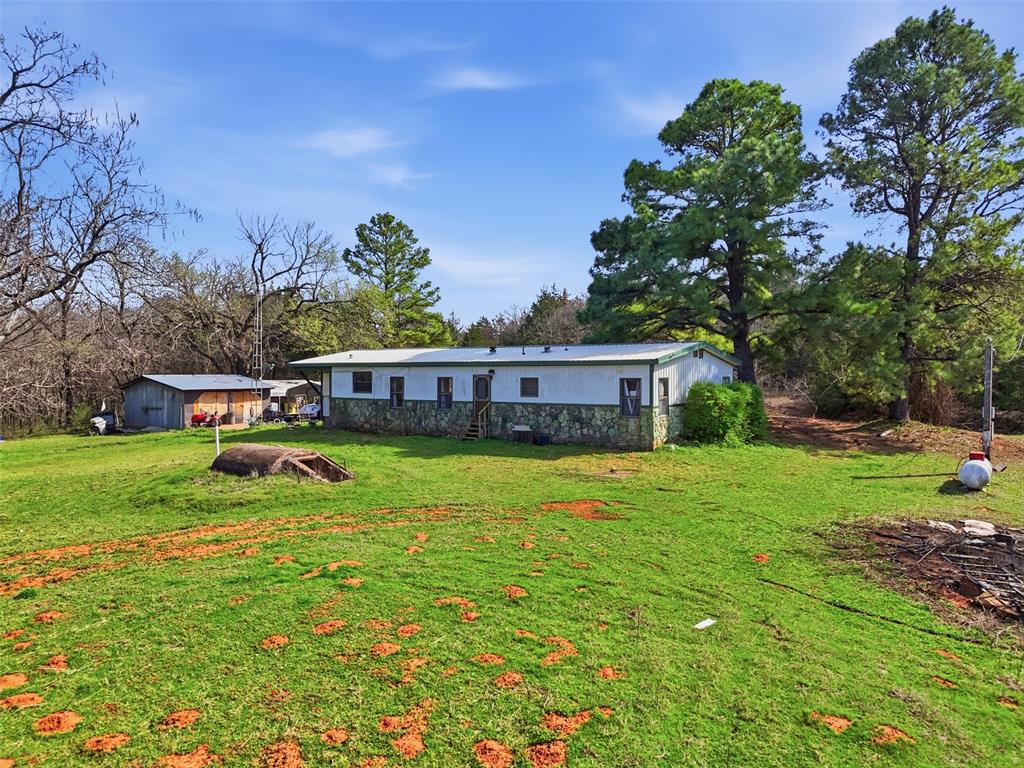 915 Asp Property Photo 32