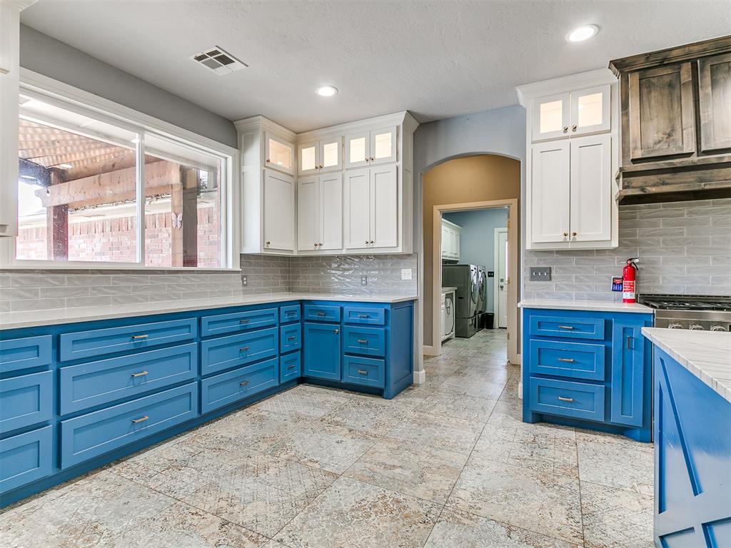 16316 Cobblestone Circle Property Photo 8