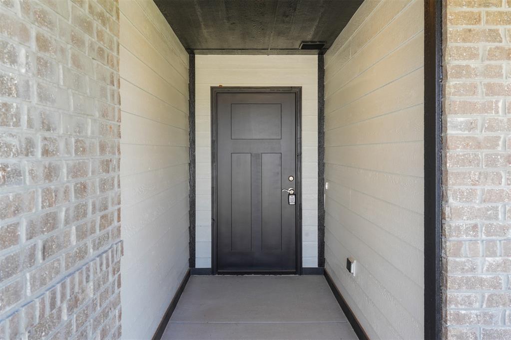 13200 Grass Plain Avenue Property Photo 3