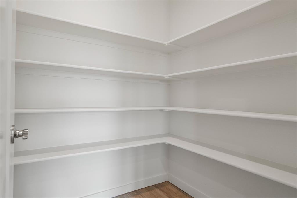 13200 Grass Plain Avenue Property Photo 10