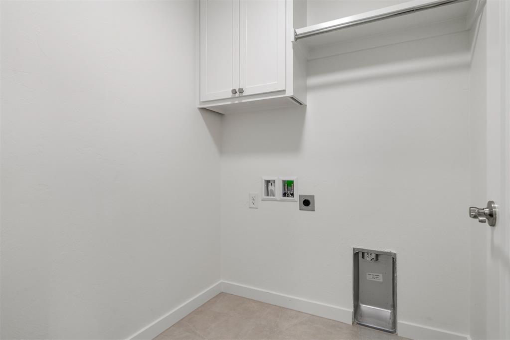 13200 Grass Plain Avenue Property Photo 32