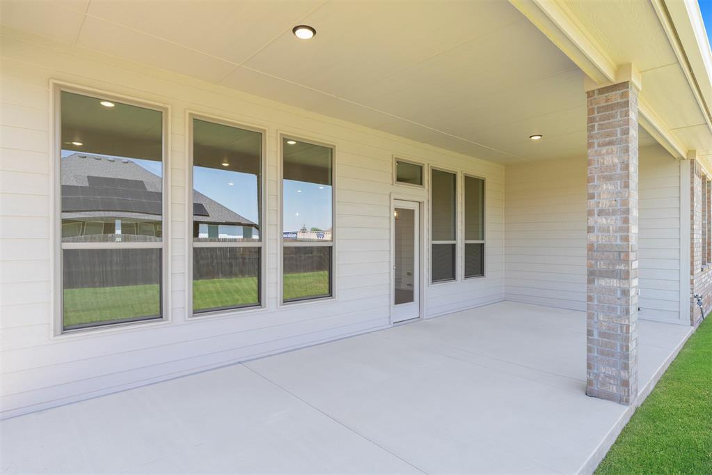 11233 Nw 135th Street Property Photo 42