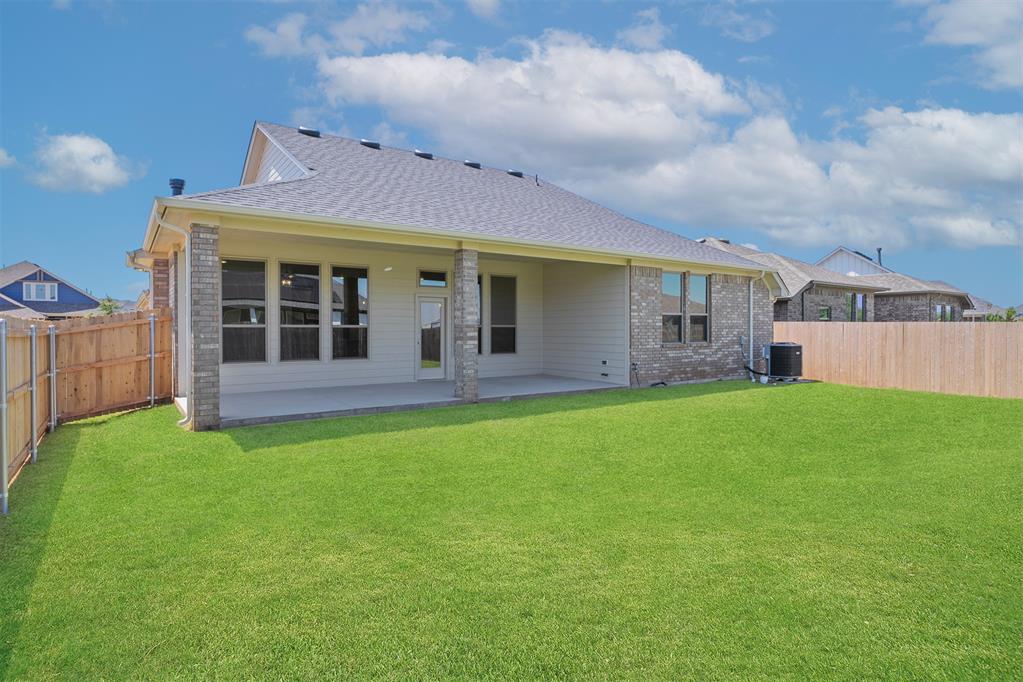 11233 Nw 135th Street Property Photo 45