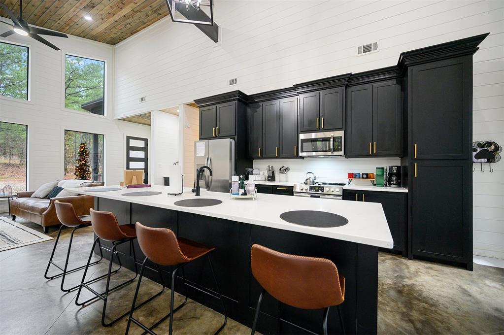 125 Bear Cedar Trail Property Photo 10