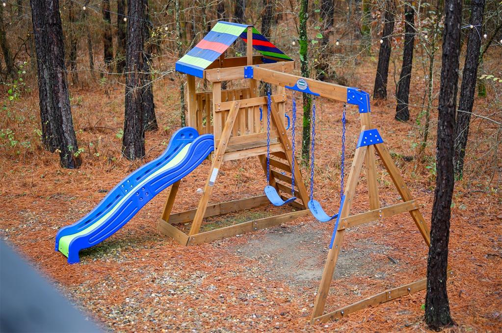 125 Bear Cedar Trail Property Photo 32