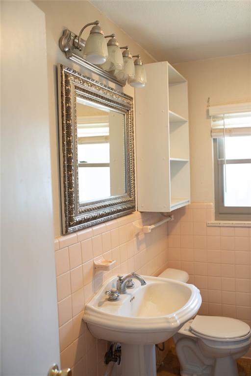 305 Seminole Trail Property Photo 10