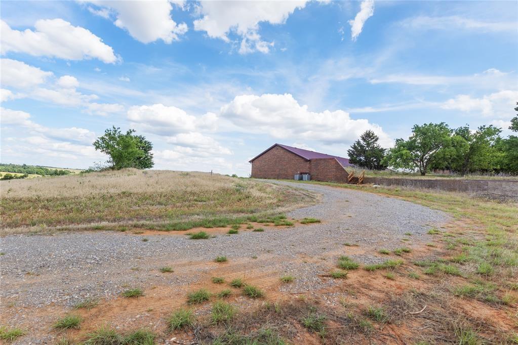 12168 N Us 281 Highway Property Photo 4
