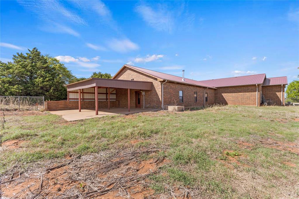 12168 N Us 281 Highway Property Photo 6