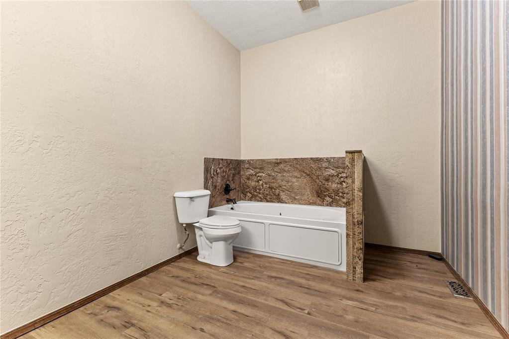 12168 N Us 281 Highway Property Photo 17