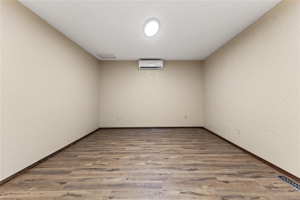 12168 N Us 281 Highway Property Photo 19