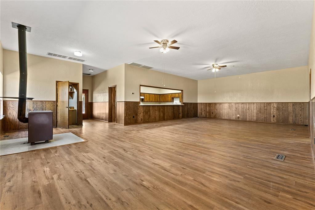 12168 N Us 281 Highway Property Photo 25