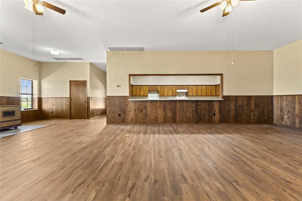 12168 N Us 281 Highway Property Photo 27