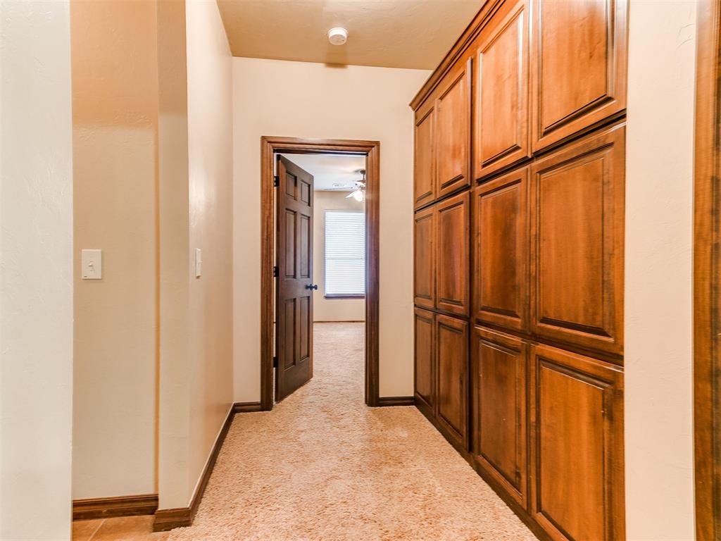 13161 Red Oak Drive Property Photo 7