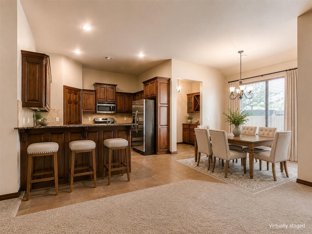 13161 Red Oak Drive Property Photo 10