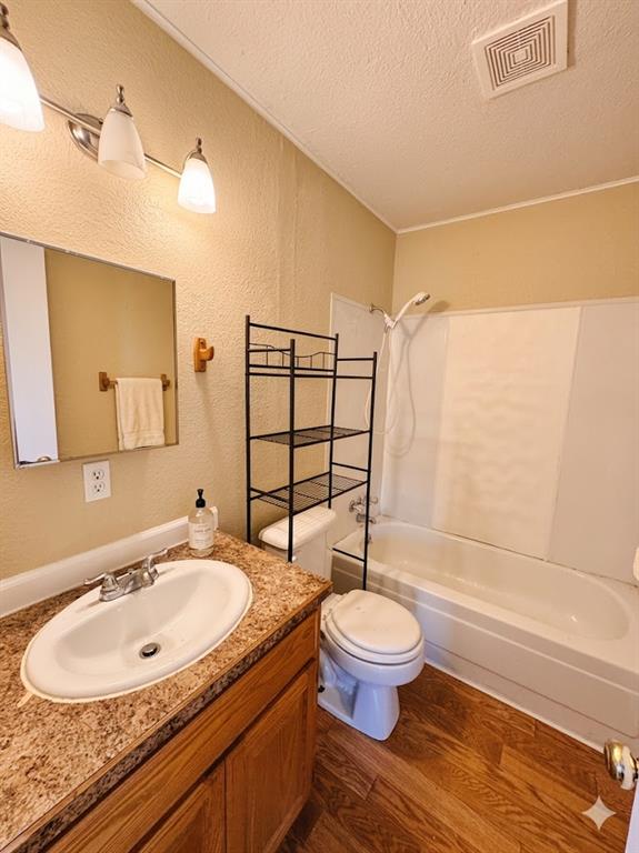 310 E Mockingbird Lane Property Photo 13
