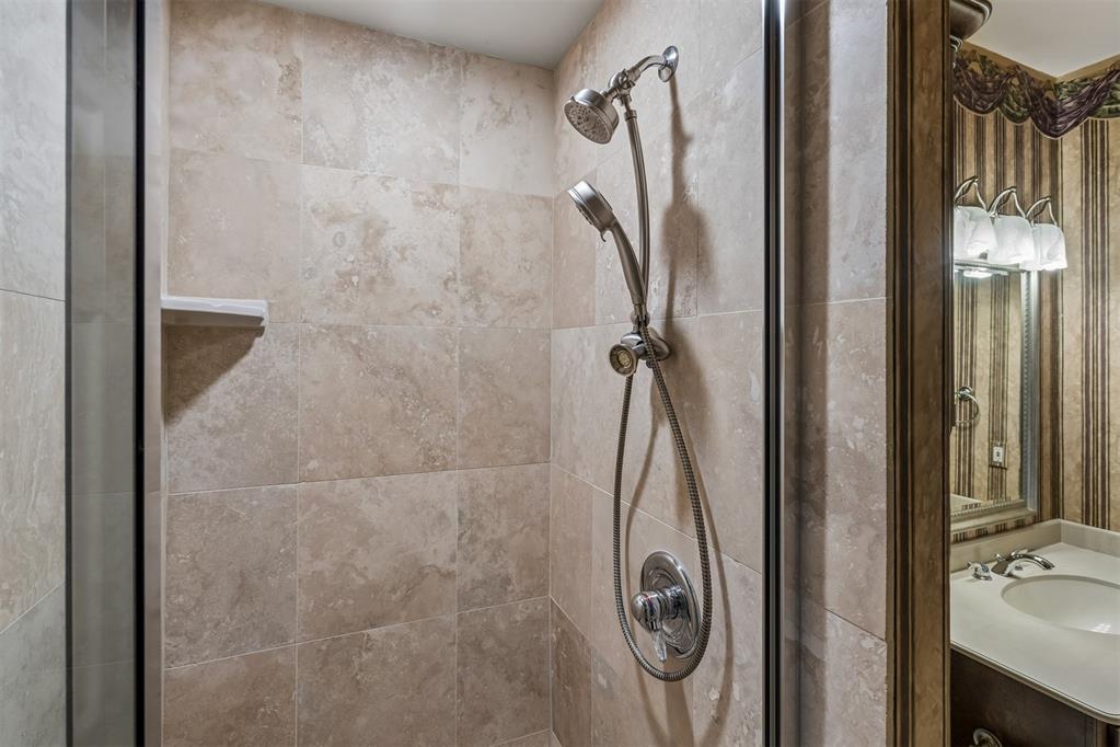 2117 Pinnacle Point Property Photo 38