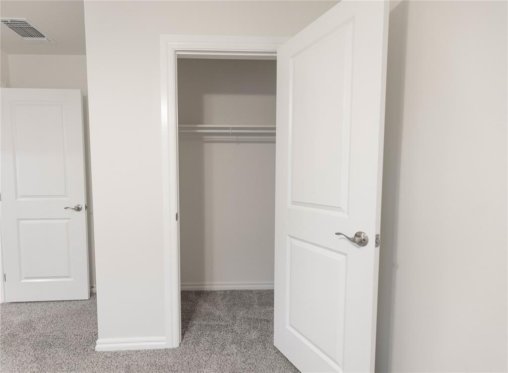 9228 Nw 86th Street Property Photo 14