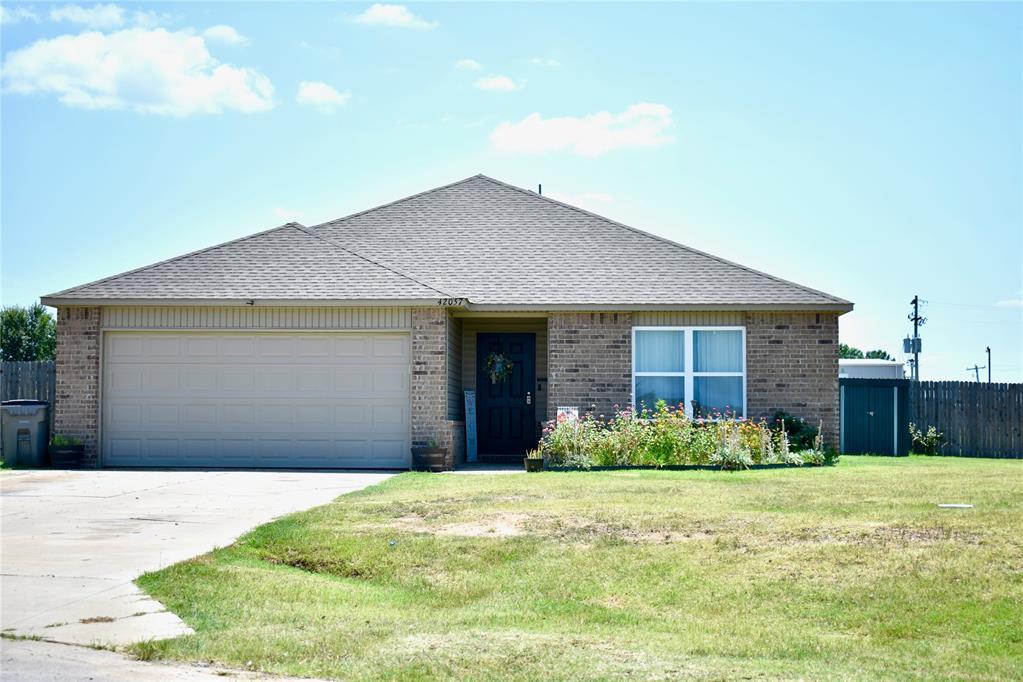 42057 Coopers Court Property Photo 1