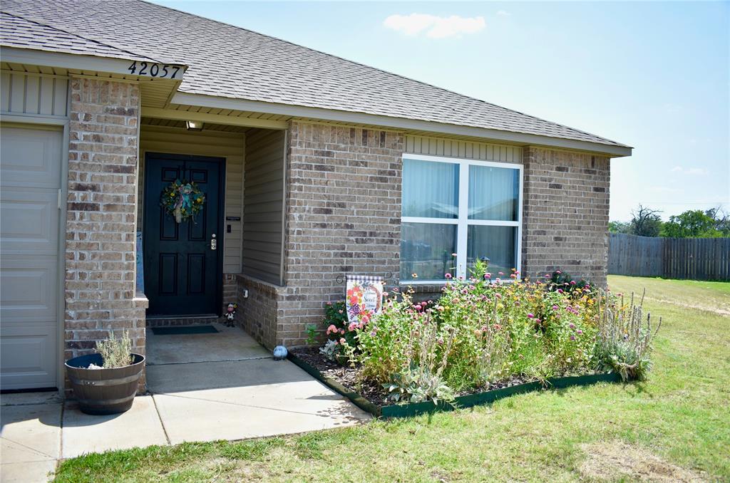 42057 Coopers Court Property Photo 2