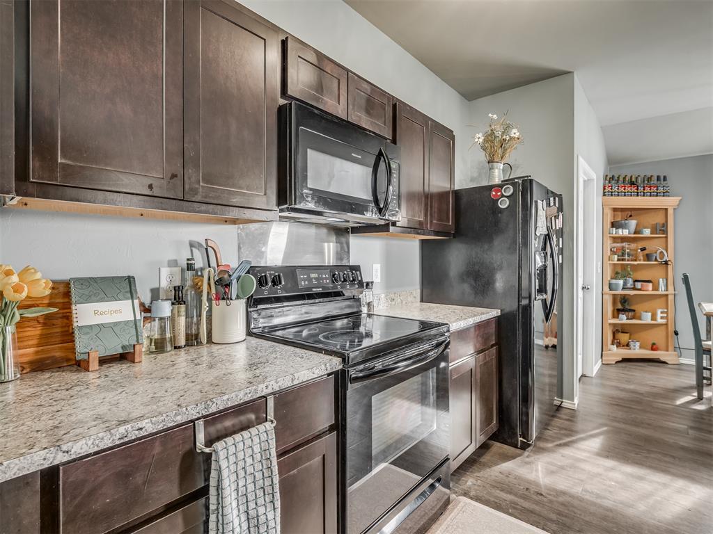 42057 Coopers Court Property Photo 17