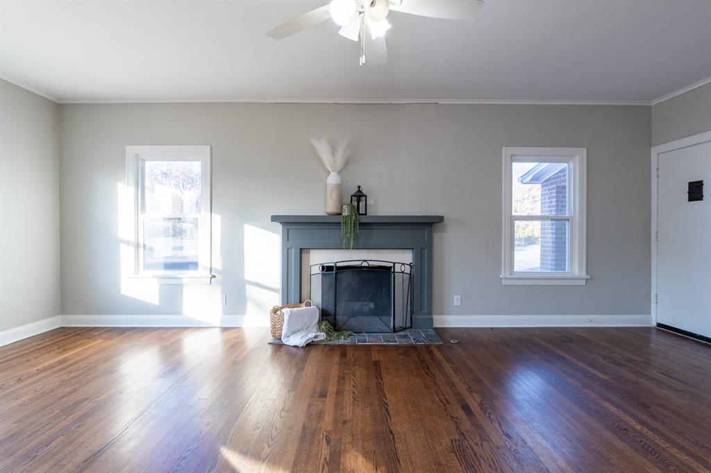 2021 N Broadway Avenue Property Photo 16