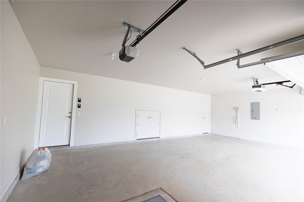 8321 Nw 154th Court Property Photo 28