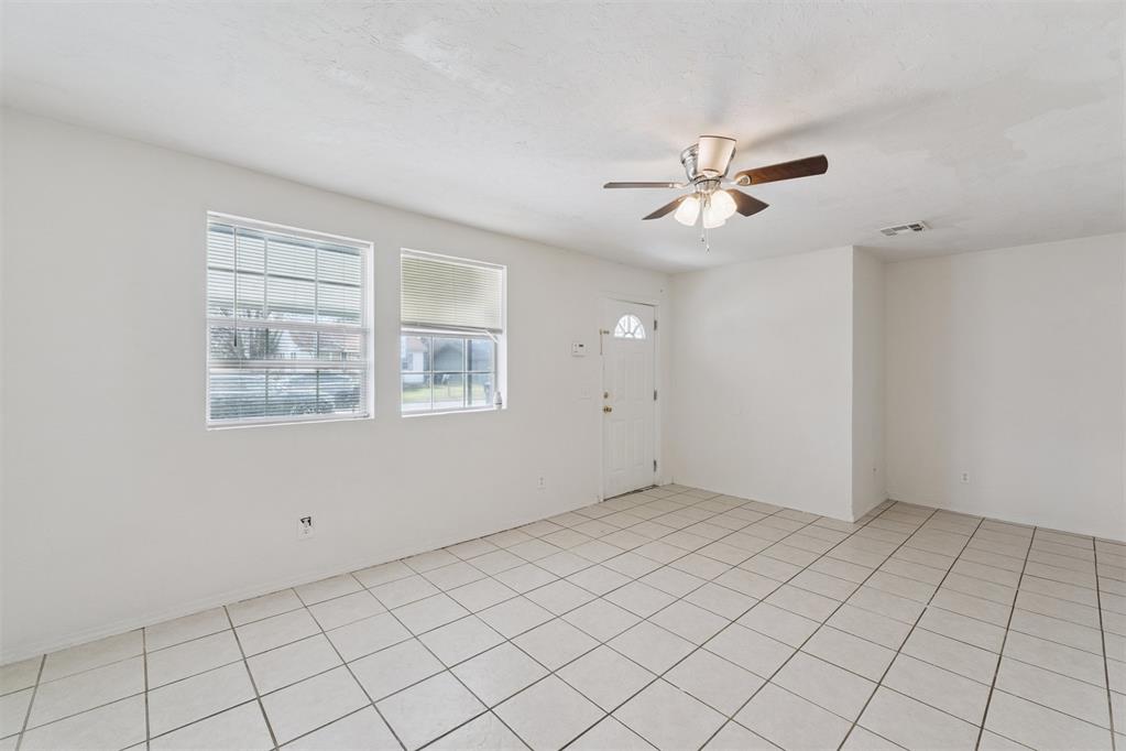 3513 Sw 39th Street Property Photo 4