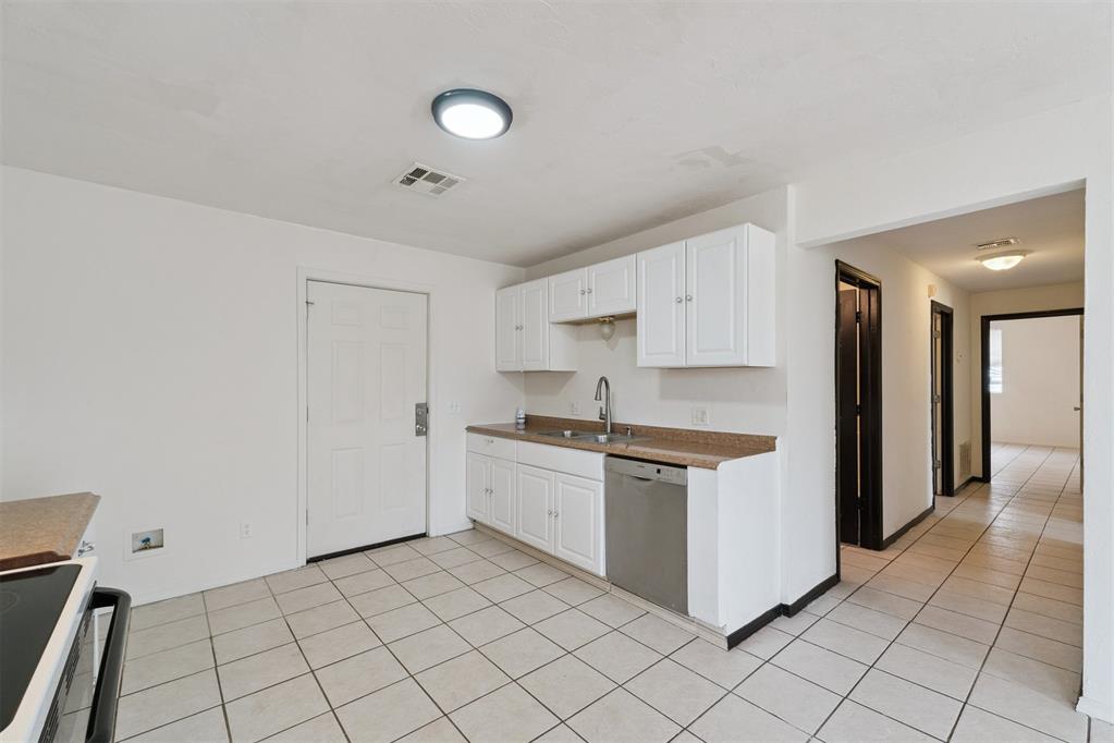 3513 Sw 39th Street Property Photo 8