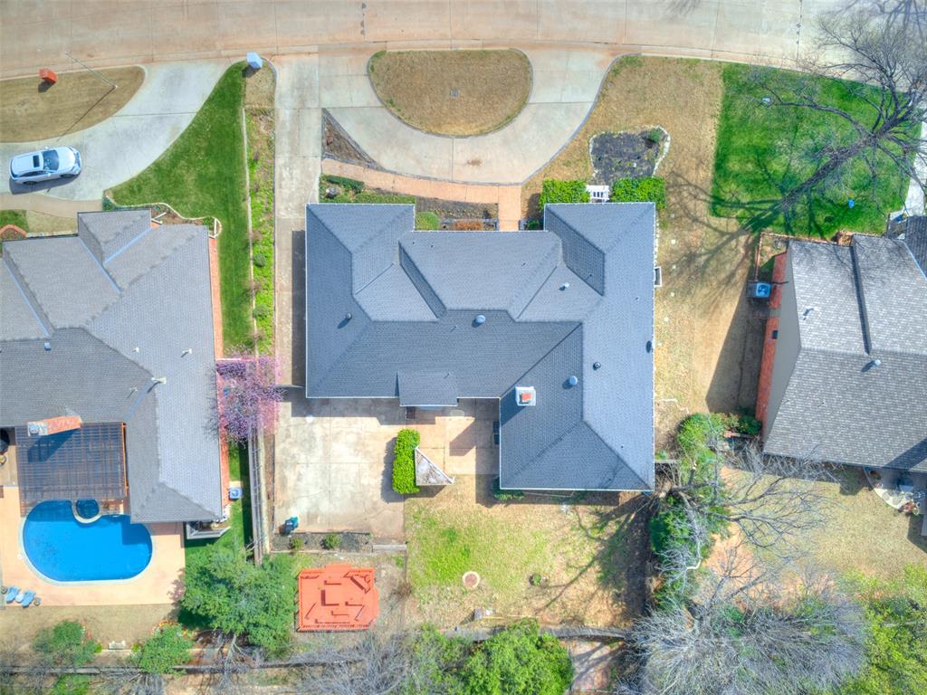 11217 Twisted Oak Road Property Photo 9