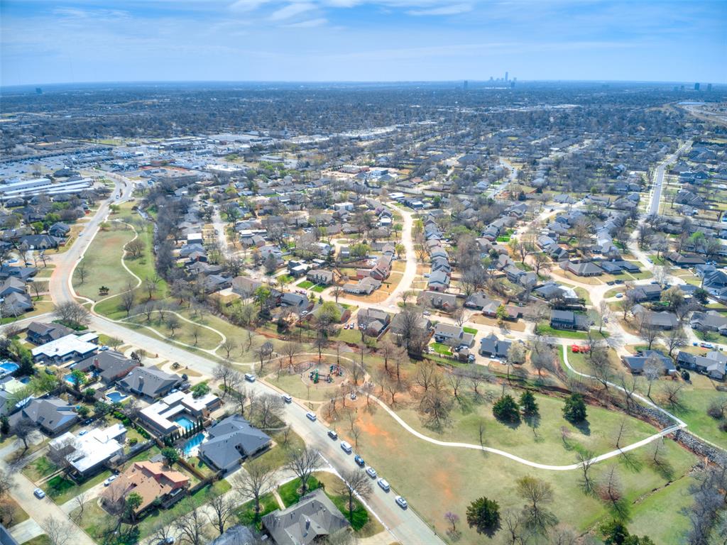 11217 Twisted Oak Road Property Photo 12