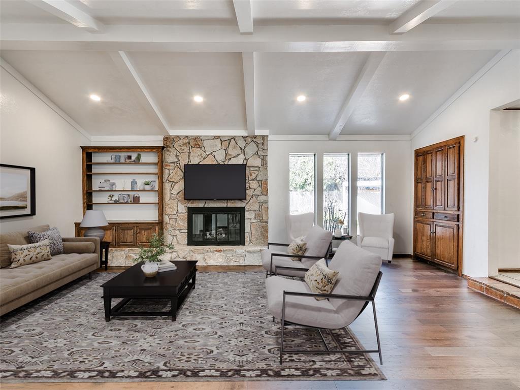 11217 Twisted Oak Road Property Photo 14