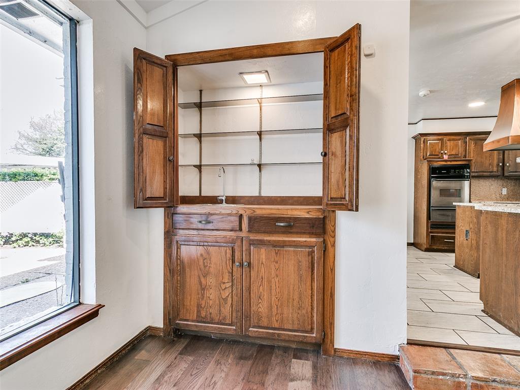 11217 Twisted Oak Road Property Photo 18